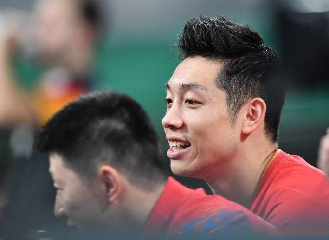 精彩对攻，两队实力悬殊令比赛更引人注目的简单介绍